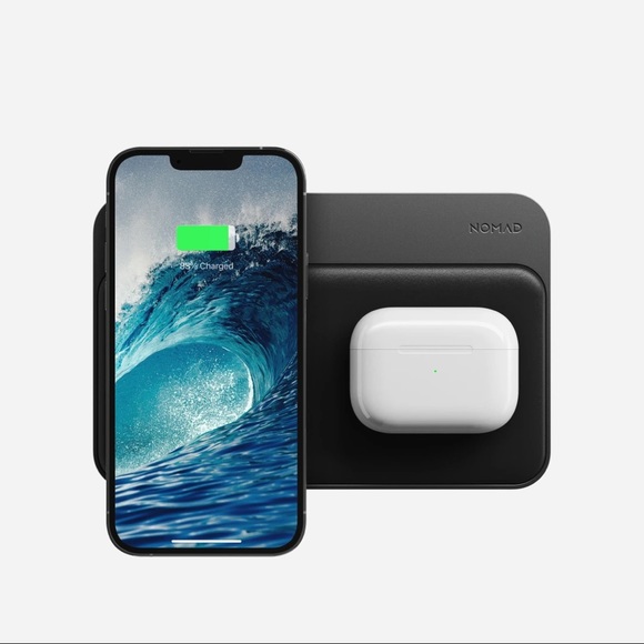Nomad Base Station Wireless qi smartphone charging pad - Picture 1 of 6